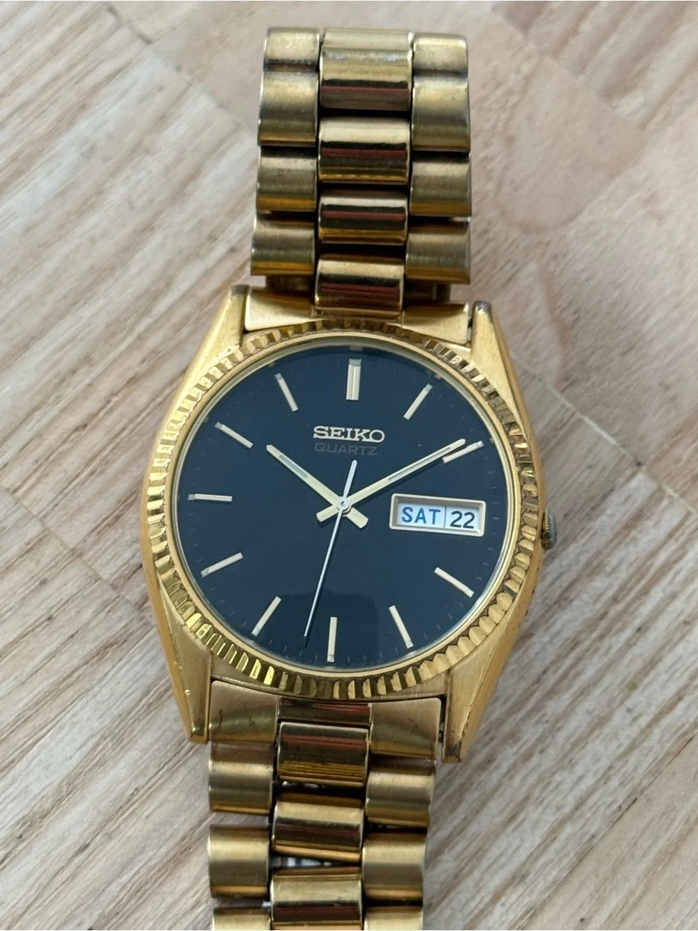 Seiko Presidential Vintage Men’s Watch Gold Case Bracelet Black Dial Date Window